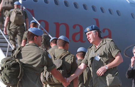 le-cabinet-constitue-une-force-speciale-de-larmee-canadienne/cover-peacekeepers65-jpg.jpeg