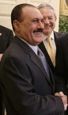 ali-abdallah-saleh-le-premier-elu-par-la-population-devient-president-du-yemen/ali-abdullah-saleh-2-jpg.jpeg