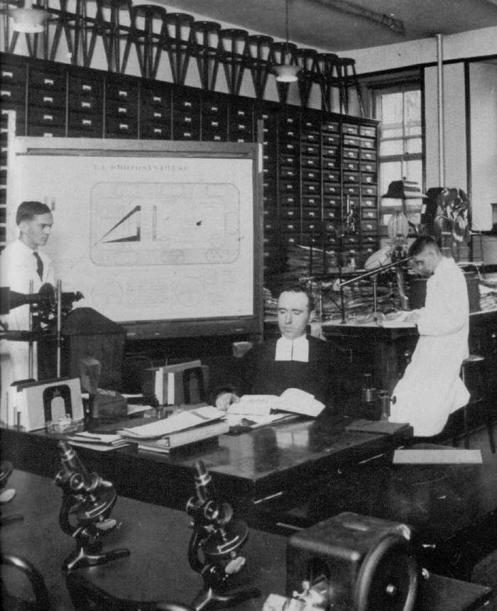 fondation-de-la-societe-de-biologie-de-montreal/facultedessciences-1925-jpg.jpeg