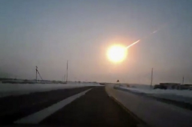 une-meteorite-explosait-dans-le-ciel-de-loural-en-russie/clip-image029-jpg.jpeg