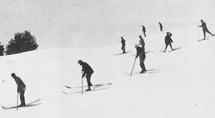 sports-tenue-dun-championnat-de-saut-a-ski-a-montreal/skieurs-1898a2527-jpg.jpeg
