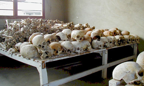 debut-des-massacres-en-rwanda/rwandan-genocide-murambi-skulls6668-jpg.jpeg