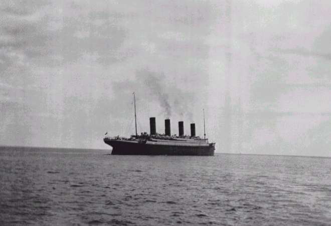 le-titanic-poursuit-son-voyage/1-jpg.jpeg