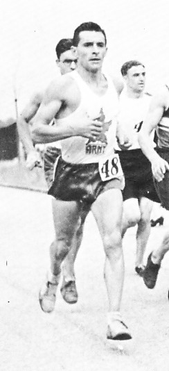 sports-gerard-cote-est-le-gagnant-pour-la-troisieme-fois-du-marathon-de-boston/gerardcote-194556-jpg.jpeg