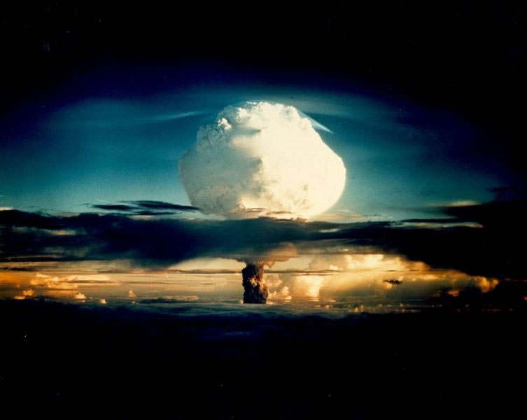 le-pentagone-fait-sauter-une-bombe-atomique-dune-megatonne/clip-image005-jpg.jpeg