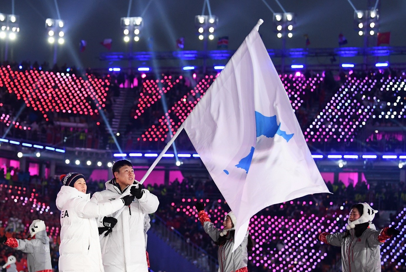 sports-ceremonie-douverture-des-jeux-olympiques-de-pyeongchang-2018-/9-2018021091240135-jpg.jpeg