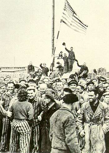 les-troupes-americaines-liberent-32-000-prisonniers-du-camp-de-concentration-nazi-de-dachau/dachau12835-jpg.jpeg