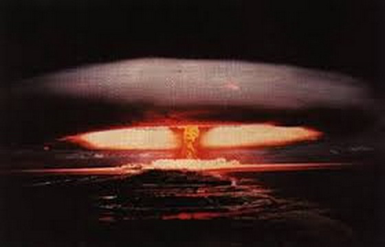 explosion-de-la-premiere-bombe-a-hydrogene-par-les-etats-unis/clip-image017-jpg.jpeg