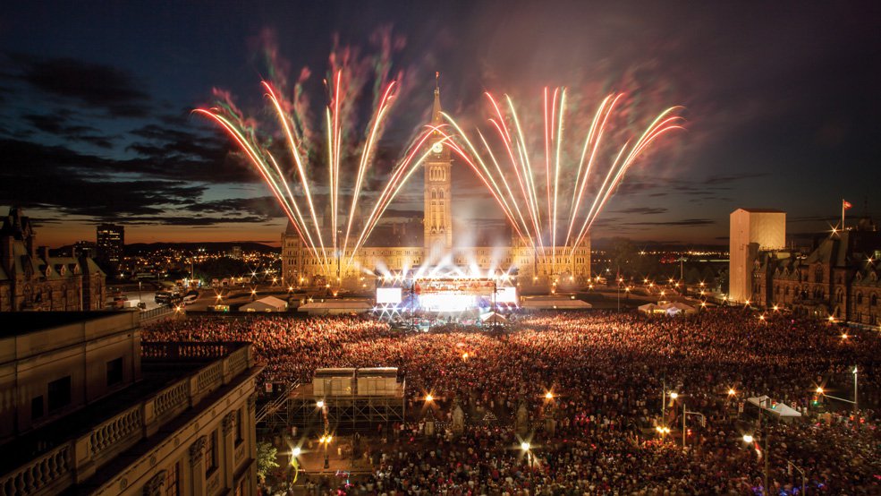 la-fete-nationale-du-canada/canada-day-fireworks-parliament-jpg.jpeg