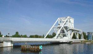 loperation-tonga-/pont-de-benouville-pegasus-bridge-jpg.jpeg