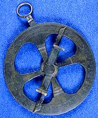 lastrolabe-de-champlain-retrouve/astrolabe1867-gif.gif