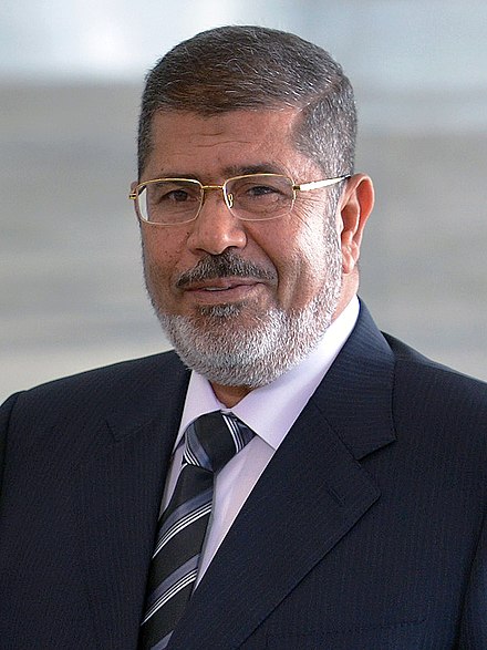 mohamed-morsi-proclame-president-elu-de-la-republique-arabe-degypte/440px-mohamed-morsi-05-2013-jpg.jpeg