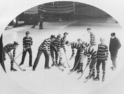 sports-la-premiere-partie-de-hockey-interieur-recensee/hockey14.jpg