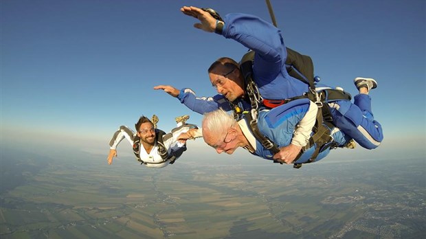 pele-mele-saut-en-parachute-a-101-ans/clip-image035-jpg.jpeg