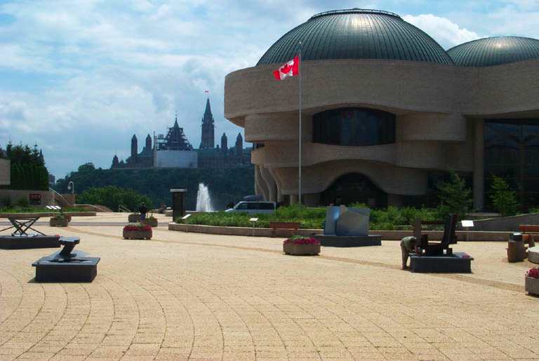 ouverture-du-musee-canadien-des-civilisations-a-hull/cmc467-jpg.jpeg
