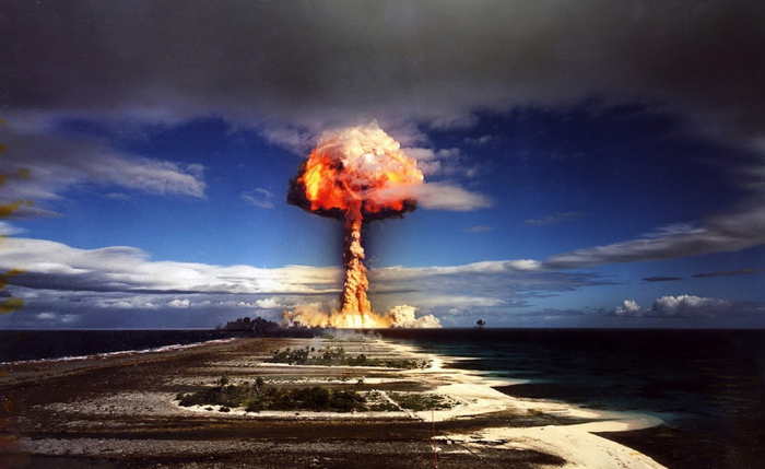explosion-de-la-premiere-bombe-a-hydrogene-francaise/image007-jpg.jpeg