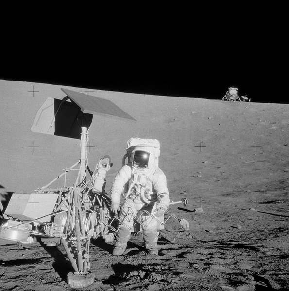les-astronautes-arrivent-a-la-lune/conrad-gr39-jpg.jpeg