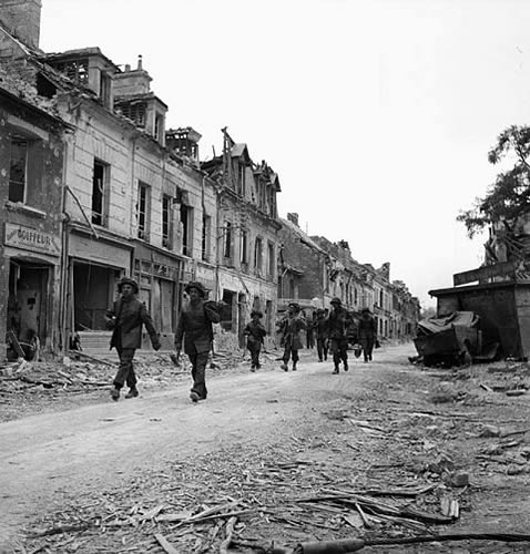 les-jours-qui-ont-marque-la-bataille-de-caen-vendredi-7-juillet-1944/caen-b13-jpg.jpeg