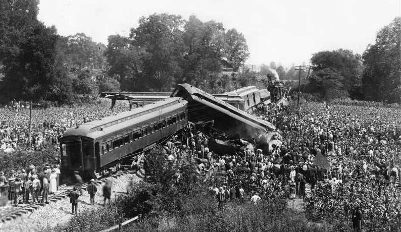 catastrophe-ferroviaire/1918trainwreck-jpg.jpeg