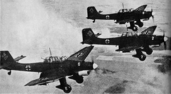 premiers-bombardements-allemands/junkers-ju873232-jpg.jpeg