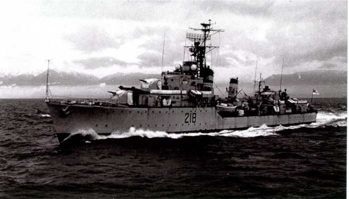 les-destroyers-canadiens-dans-la-guerre-de-coree/navy-battleshipl-jpg.jpeg