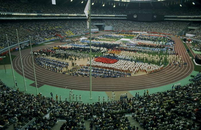 sports-ouverture-des-jeux-olympiques-de-montreal/image002-1-jpg.jpeg
