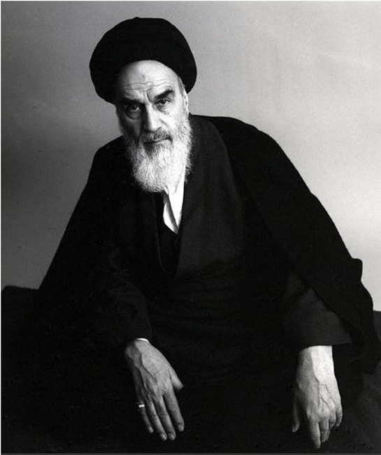 chasse-par-le-shah-layatollah-ruhollah-khomeiny-est-accueilli-en-france/image014-jpg.jpeg