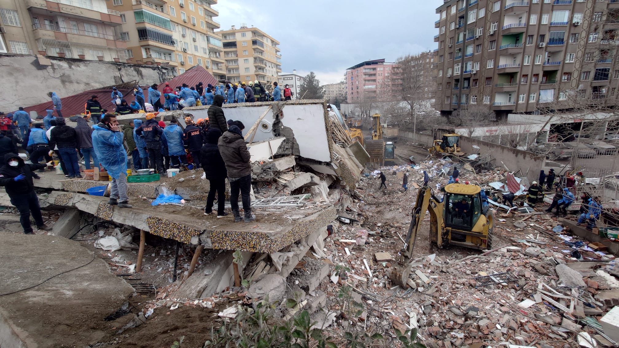 seisme-en-turquie-et-en-syrie/2023-turkey-earthquake-damage-diyarbakir-jpg.jpeg