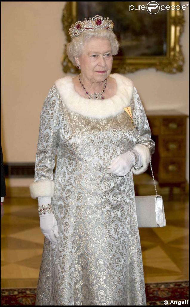 la-reine-elisabeth-ii-devient-le-monarque-le-plus-age-dangleterre/reine.jpg