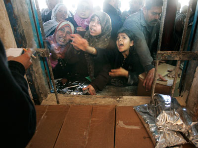 bande-de-gaza-plus-de-800-morts-en-trois-semaines/palestine07.jpg
