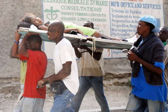les-secours-commencent-a-arriver-a-port-au-prince/premier-ministre-haitien-jean-max.jpg