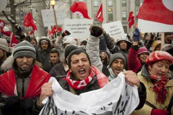 les-tunisiens-de-montreal-descendent-dans-la-rue/image004.jpg