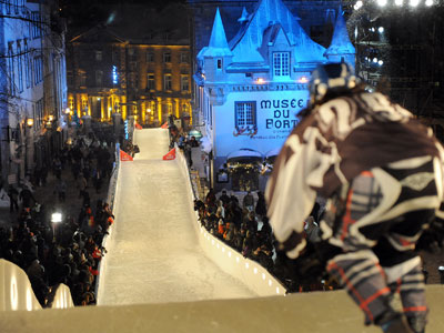 sports-80-braves-participent-au-red-bull-crashed-ice/red-bull-crash-ice2009.jpg