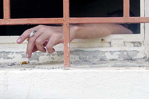 interdiction-de-fumer-dans-les-prisons-quebecoises/clip-image004.jpg