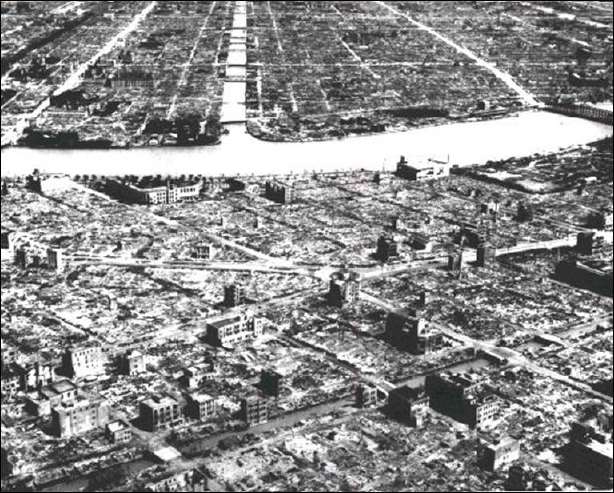 plus-de-100-000-victimes-perissent-lors-du-bombardement-de-tokyo-par-les-americains/japon-bomping3636.jpg