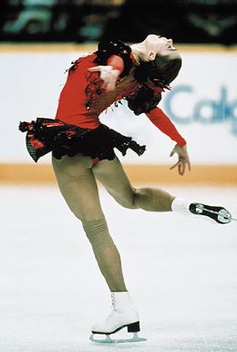 sports-katarina-witt-gagne-le-championnat-mondial-de-patinage-artistique-a-ottawa-au-canada/katarina-witt.jpg