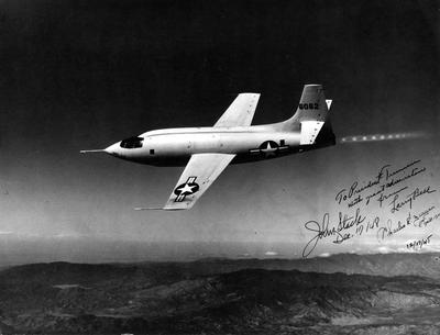 naissance-lawrence-dale-bell/bell-x-1.jpg