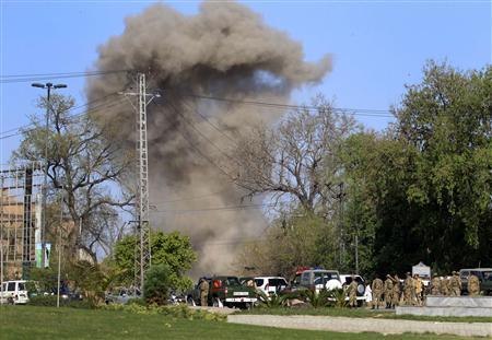 les-talibans-attaquent-un-consulat-americain-au-pakistan/clip-image001.jpg